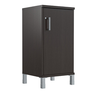 Born B 411.3(RZ) Шкаф колонка низкая с замком в глухой малой двери 475х450х920 Венге Магия